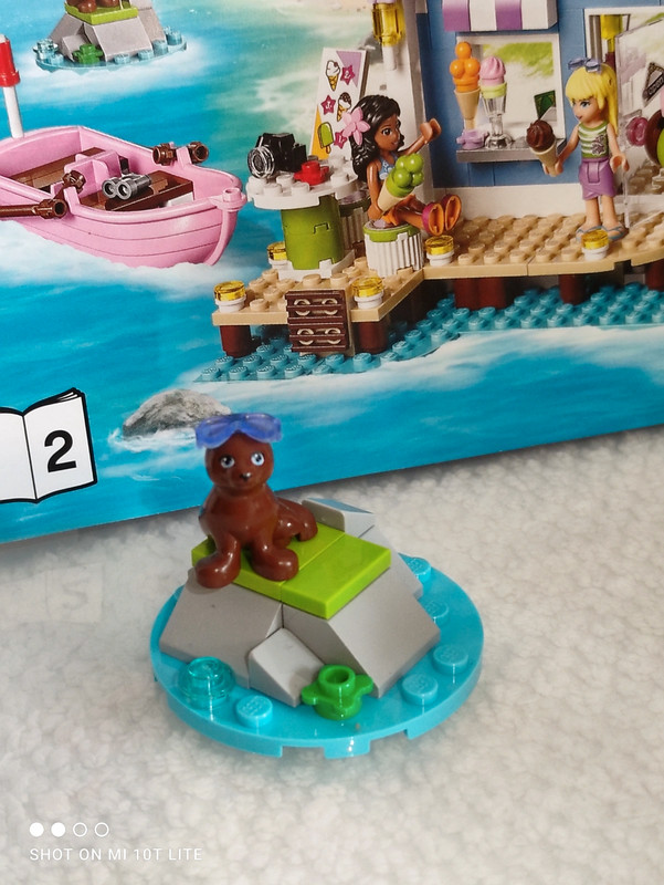 Lego friends seal sale