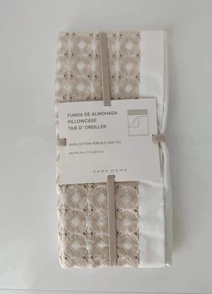 Funda de almohada de Zara Home. 45x110, marque: Zara Home, état: Neuf avec étiquette, taille: Autre, 14,00 €, 15,40 € Protection acheteurs incluse