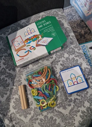 Jeu éducatif neuf étiquetté boîte légèrement abîmé, brand: accessoires display, condizioni: Nuovo senza cartellino, taglia: Taglia unica, €4.00, €4.90 include la Protezione acquisti