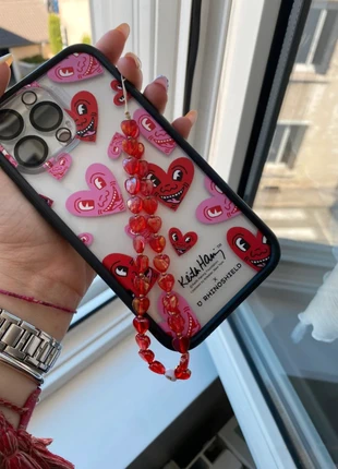 Bijoux de téléphone coeur rouge, marque: Zara, état: Neuf sans étiquette, 8,00 €, 9,10 € Protection acheteurs incluse