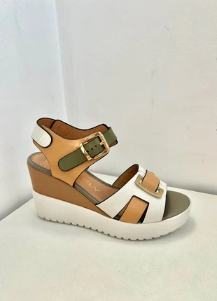 Scarpe Donna Alte Khaki Beige Comoda & Cinturino Stile Casual Chic Taglia 37, marque: Stonefly, état: Neuf avec étiquette, taille: 37, 62,50 €, 66,33 € Protection acheteurs (Pro) incluse