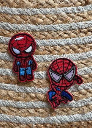 Lot de 2 ecussons thermocollant Spider Man, zustand: Sehr gut, 4,50 €, 5,43 € beinhaltet Vinted-Käuferschutz Pro
