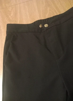 Pantaloni neri eleganti a vita alta Taglia M (42), état: Très bon état, taille: M / 38 / 10, 3,00 €, 3,85 € Protection acheteurs incluse