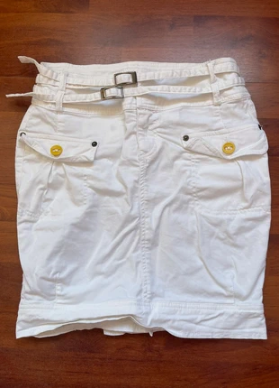 Jupe 90’s blanche Zara, marke: Zara Trafaluc, zustand: Neu, größe: XS / 34 / 6, 3,00 €, 3,85 € inklusive Vinted-Käuferschutz