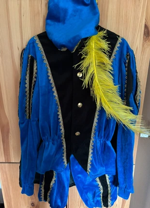 Pieten pak mt 50, merk: merkloos, staat: Heel goed, maat: L, € 100,00, € 105,70 inclusief Kopersbescherming