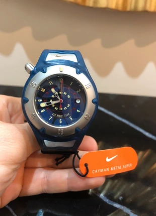 Nike Cayman metal super steel watch, marque: Nike, état: Neuf avec étiquette, taille: Taille unique, 120,00 €, 126,70 € Protection acheteurs incluse