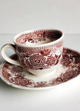 Tasse + soucoupe Villeroy & Boch – Burgenland rouge – porcelaine vintage, brand: Villeroy & Boch, condition: Good, €6.00, €7.00 includes Buyer Protection