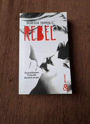 Livre poche New adult Rebel, état: Très bon état, 2,00 €, 2,80 € Protection acheteurs incluse