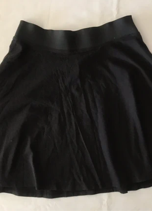 Falda skater negra de H&M , marque: H&M, état: Très bon état, taille: M / 38 / 10, 2,00 €, 2,80 € Protection acheteurs incluse