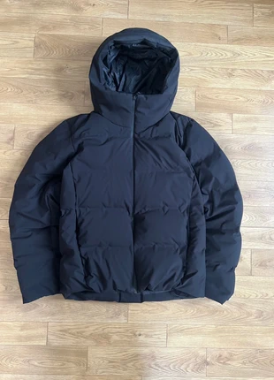 Uniqlo Seamless Down Parka, marque: Uniqlo, état: Très bon état, taille: S, 90,00 €, 95,20 € Protection acheteurs incluse