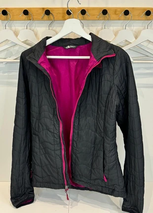 The North Face – Veste isolante légère noire & rose (Femme S), marque: The North Face, état: Très bon état, taille: S / 36 / 8, 35,00 €, 37,45 € Protection acheteurs incluse