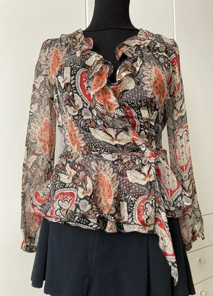 Camicia in seta con volant 42, zustand: Sehr gut, größe: M / 38 / 10, 15,00 €, 16,45 € inklusive Vinted-Käuferschutz