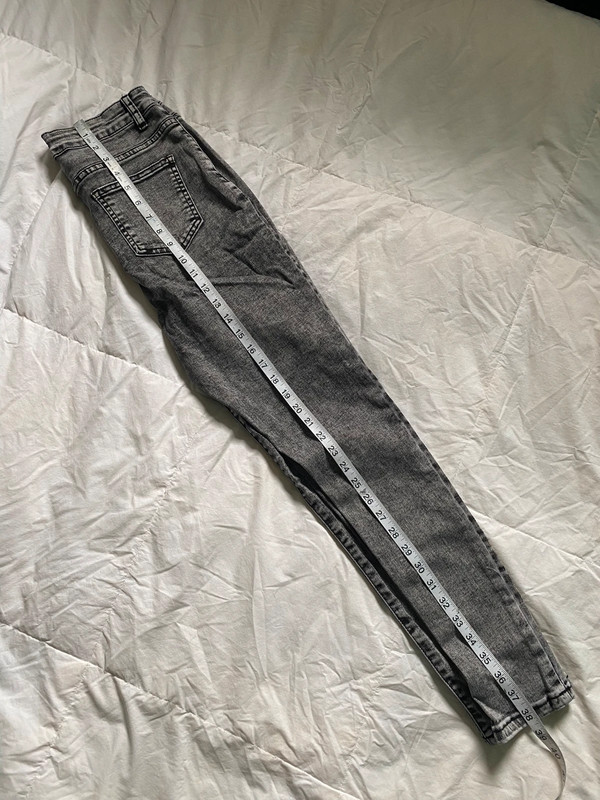 Gray Acid Wash Ripped Skinny Jeans 2