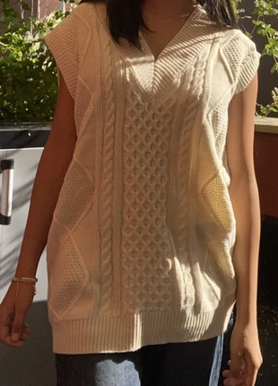 pullover beige en s grunge dark academia, marque: Shein, état: Très bon état, taille: S, 7,00 €, 8,05 € Protection acheteurs incluse