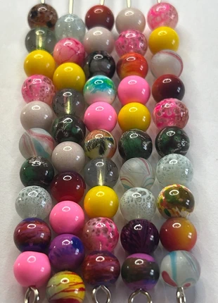 A706, lot de 50 perles en verre 8mm multicolore, staat: Nieuw zonder prijskaartje, € 4,00, € 4,90 inclusief Kopersbescherming Pro