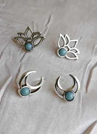 Brincos Lotus/Moon, marca: Shakti, estado: Novo com etiquetas, €10.00, €11.20 inclui Proteção do Comprador