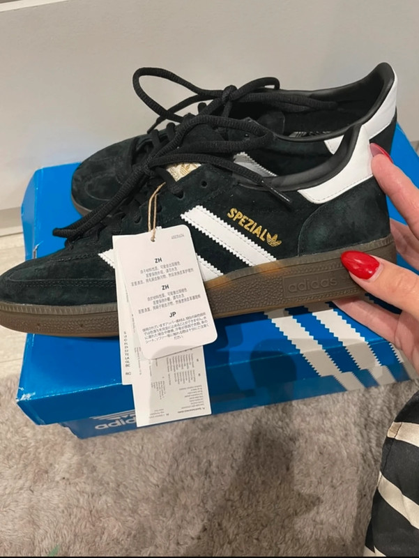 Adidas spezial