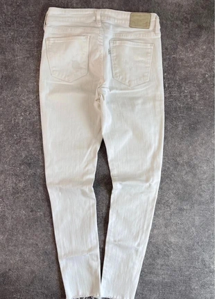 Jean Levi’s Skinny blanc - Taille W27, marca: Levi's, estado: Muy bueno, tamaño: S / 36 / 8, 13,00 €, 14,35 € Protección al comprador Pro incluida