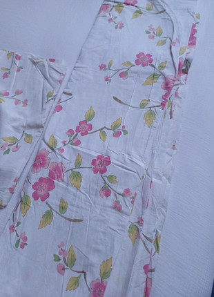 Housse de couette 220x240 2 personnes, état: Très bon état, taille: Queen Size (200 cm x 200-220 cm), 8,00 €, 8,99 € Protection acheteurs incluse