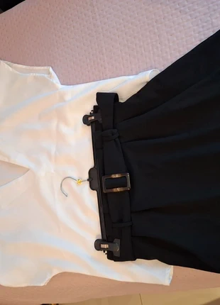 Set blusa e gonna con cintura, marca: Shein, estado: Novo sem etiquetas, tamanho: M / 38 / 10, €6.00, €7.00 inclui Proteção do Comprador