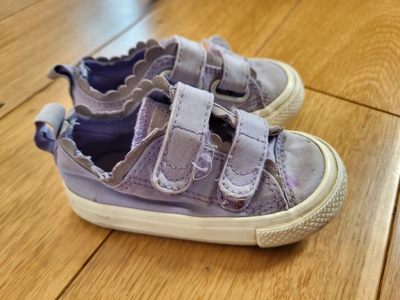 Baby girl converse 2024 size 5