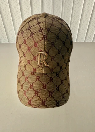NEW. Fashion peaked hat., brand: New Fashion, condition: New with tags, size: One size, £10.99, £12.24 includes Buyer Protection