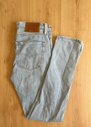 Jean Levi’s 519, marque: Levi's, état: Neuf sans étiquette, taille: W30 | FR 40, 39,00 €, 41,65 € Protection acheteurs incluse