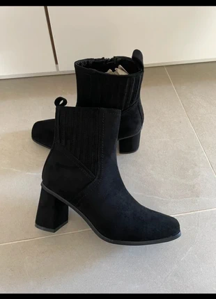 Bottines noires effet daim, brand: Effet mode, condition: New with tags, size: 37, €8.00, €9.10 includes Buyer Protection