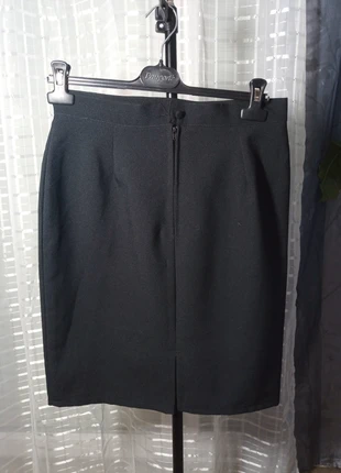 Jupe Taille M (REF 1088), staat: Heel goed, maat: M / 38 / 10, € 2,00, € 2,80 inclusief Kopersbescherming Pro