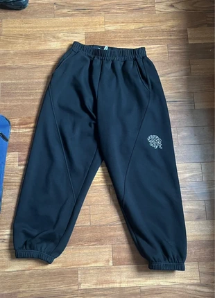 Jogging mertra, marca: mertra, estado: Muito bom, tamanho: M, €45.00, €47.95 inclui Proteção do Comprador