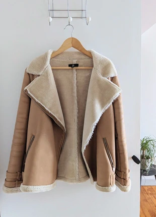 Blouson aviateur, merk: Missguided, staat: Goed, maat: M / 38 / 10, € 16,00, € 17,50 inclusief Kopersbescherming