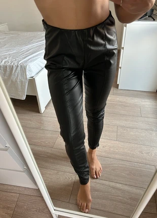 Pantalone, marque: Pimkie, état: Bon état, taille: S / 36 / 8, 1,00 €, 1,75 € Protection acheteurs incluse