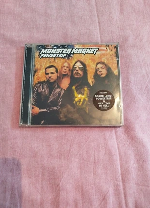 Album cd Monster magnet Powertrip, staat: Als nieuw, € 5,00, € 5,95 inclusief Kopersbescherming