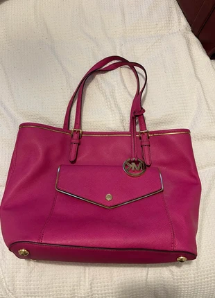 Fuchsia Michael Kors Bag, brand: Michael Kors, condition: Very good, €40.00, €42.70 includes Buyer Protection