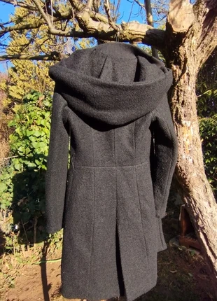 Cappotto nero, Osley, ampio cappuccio avvolgente, 40% lana, marque: Osley, état: Très bon état, taille: XXS / 32 / 4, 38,00 €, 40,60 € Protection acheteurs incluse