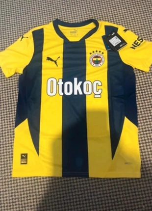 maillot officiel du Fenerbahçe SK, marque: Puma, état: Neuf avec étiquette, taille: 14 ans / 164 cm, 30,00 €, 32,20 € Protection acheteurs incluse