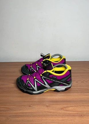Basket Salomon XT Wings WP violette et jaune pointure 36 2/3, marke: Salomon, zustand: Gut, größe: 36, 59,00 €, 62,65 € beinhaltet Vinted-Käuferschutz Pro