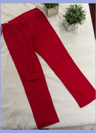 Bonito pantalón premamá rojo Benetton xs, marque: Benetton, état: Très bon état, taille: XS / 34 / 6, 12,85 €, 14,19 € Protection acheteurs incluse