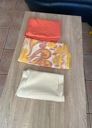 Donne lot de 3 nappes, estado: Satisfatório, €1.00, €1.75 inclui Proteção do Comprador