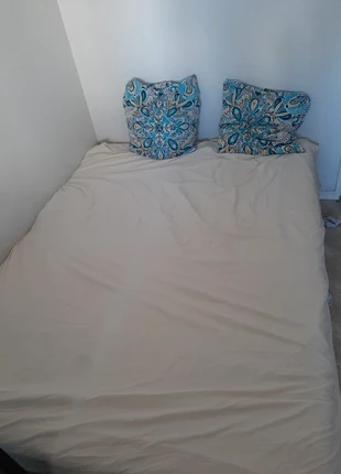 Drap housse 160 x 200, merk: Conforama, staat: Heel goed, maat: 155-190 cm x 200-220 cm, € 3,00, € 3,85 inclusief Kopersbescherming