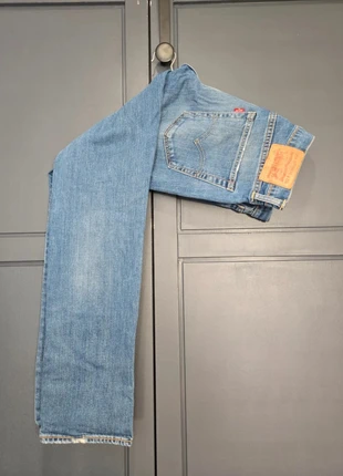Jeans Levi's 511 femme taille w31L32 bleu clair, brand: Levi's, condition: Very good, size: L / 40 / 12, €29.99, €32.19 includes Buyer Protection