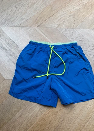 Maillot de bain Kiwi Saint-Tropez Bleu et jaune fluo 16 ans, marque: KiWi Saint-Tropez, état: Très bon état, taille: 16 ans / 176 cm, 7,00 €, 8,05 € Protection acheteurs incluse