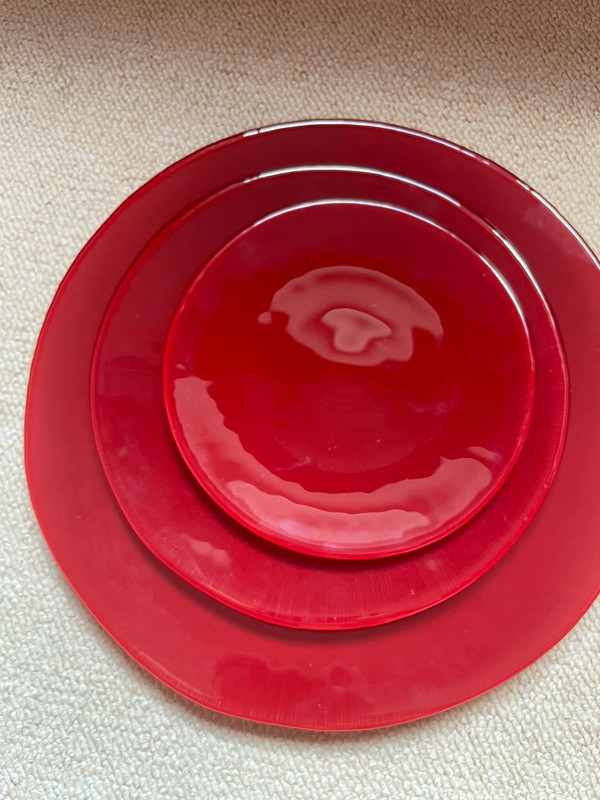 Geaccepteerd belasting borst Prachtige glazen rode borden - Vinted