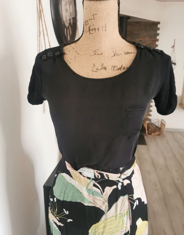 T-shirt. - photo numéro 2