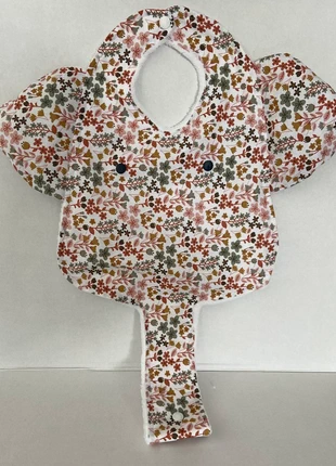 Bavoir éléphant accroche tétine, marque: Fabrication Artisanale, état: Neuf sans étiquette, 6,50 €, 7,53 € Protection acheteurs (Pro) incluse