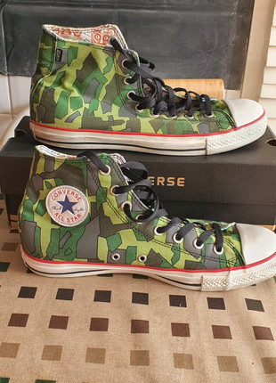 Converse deals gorillaz amazon