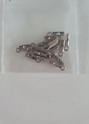 Fermoir à pincer acier inoxydable x 10, marca: perle mania, estado: Nuevo sin etiquetas, 2,50 €, 3,33 € Protección al comprador incluida