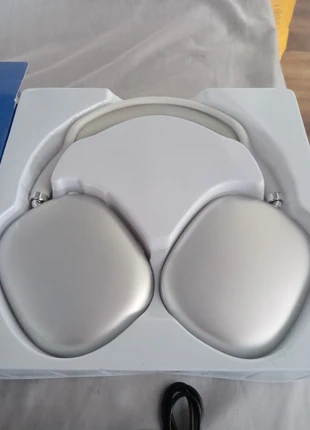 P9 Headset Headphones, brand: Amazon, condition: New with tags, £10.00, £11.20 includes Buyer Protection