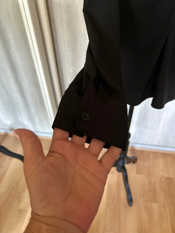 Chemise noir - photo numéro 3