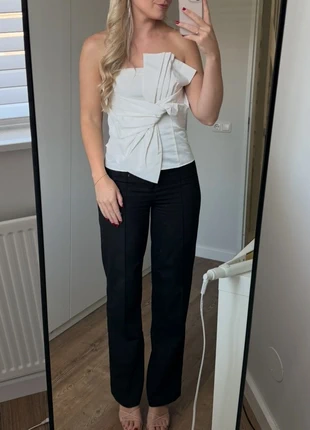 H&M strapless top strik, merk: H&M, staat: Heel goed, maat: S / 36 / 8, € 20,00, € 21,70 inclusief Kopersbescherming